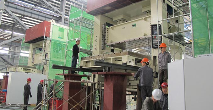 kinglan-b&uuml;y&uuml;k &ouml;l&ccedil;ekli-otomobil-sac-&uuml;retim hattı